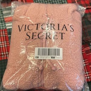 Victoria secret sherpa sz Med NWT